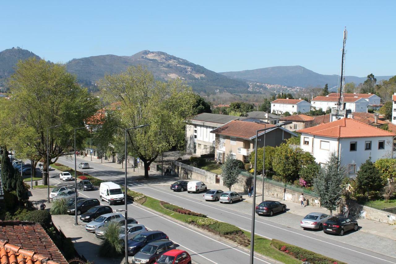 Apart. Av. António Feijó Ponte de Lima Exterior foto
